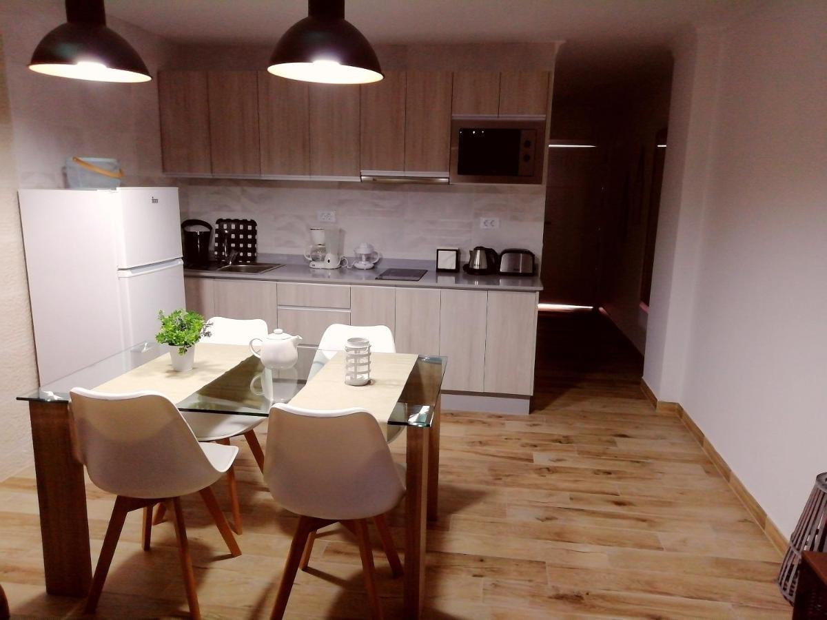 Los Molinos 125 San Bartolome Bagian luar foto